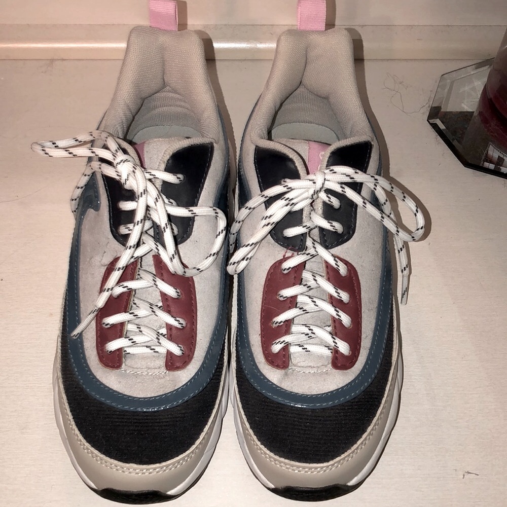 SIZE EUR:38, grey,blue,black,maroon,tan, and white